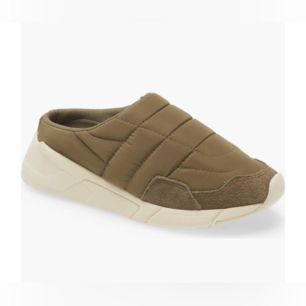 Gola Orbit Water Resistant Quilted Mule Sneaker (Women) EUC $90